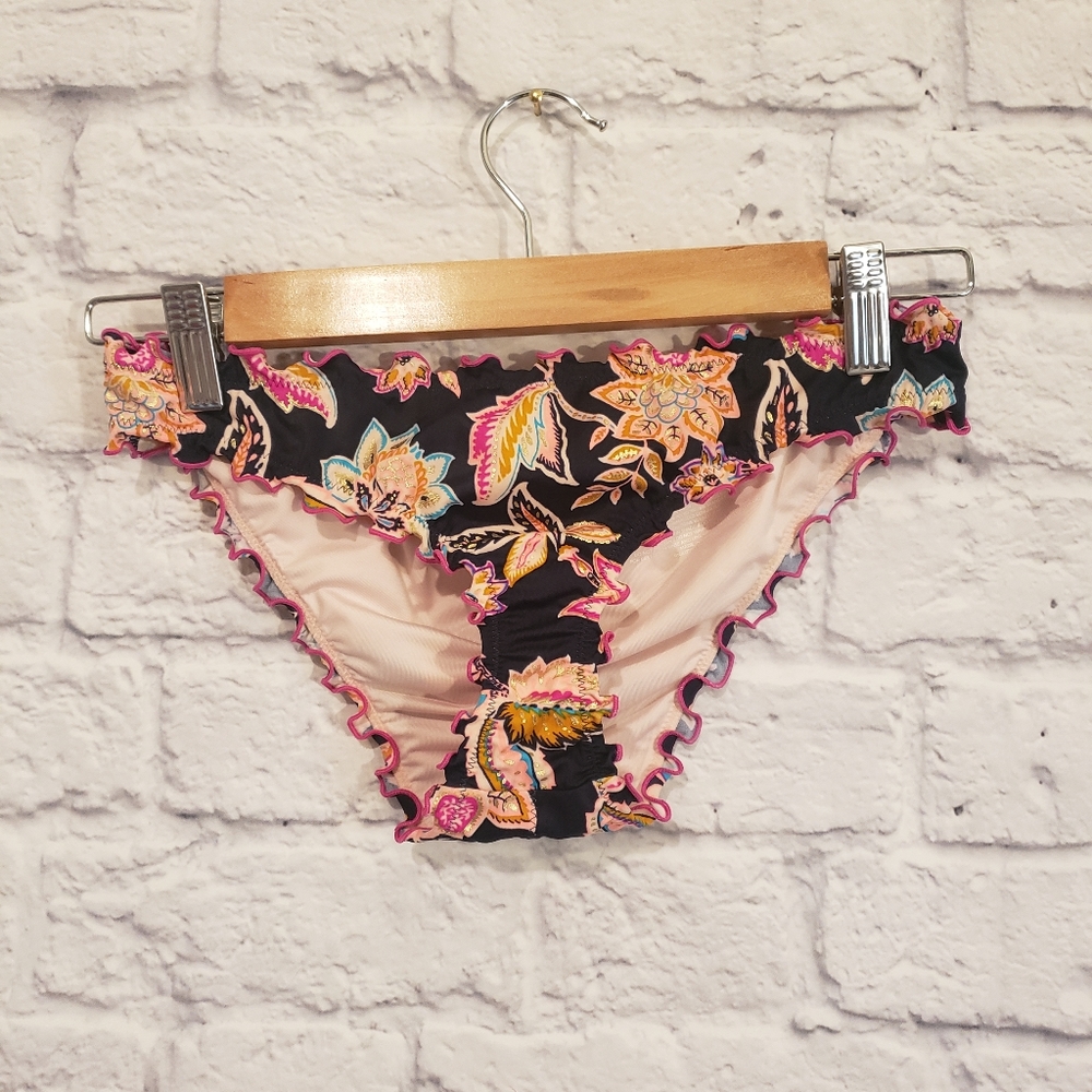 5/$40 Shade & Shore Ruffle Scrunch Bikini Bottoms